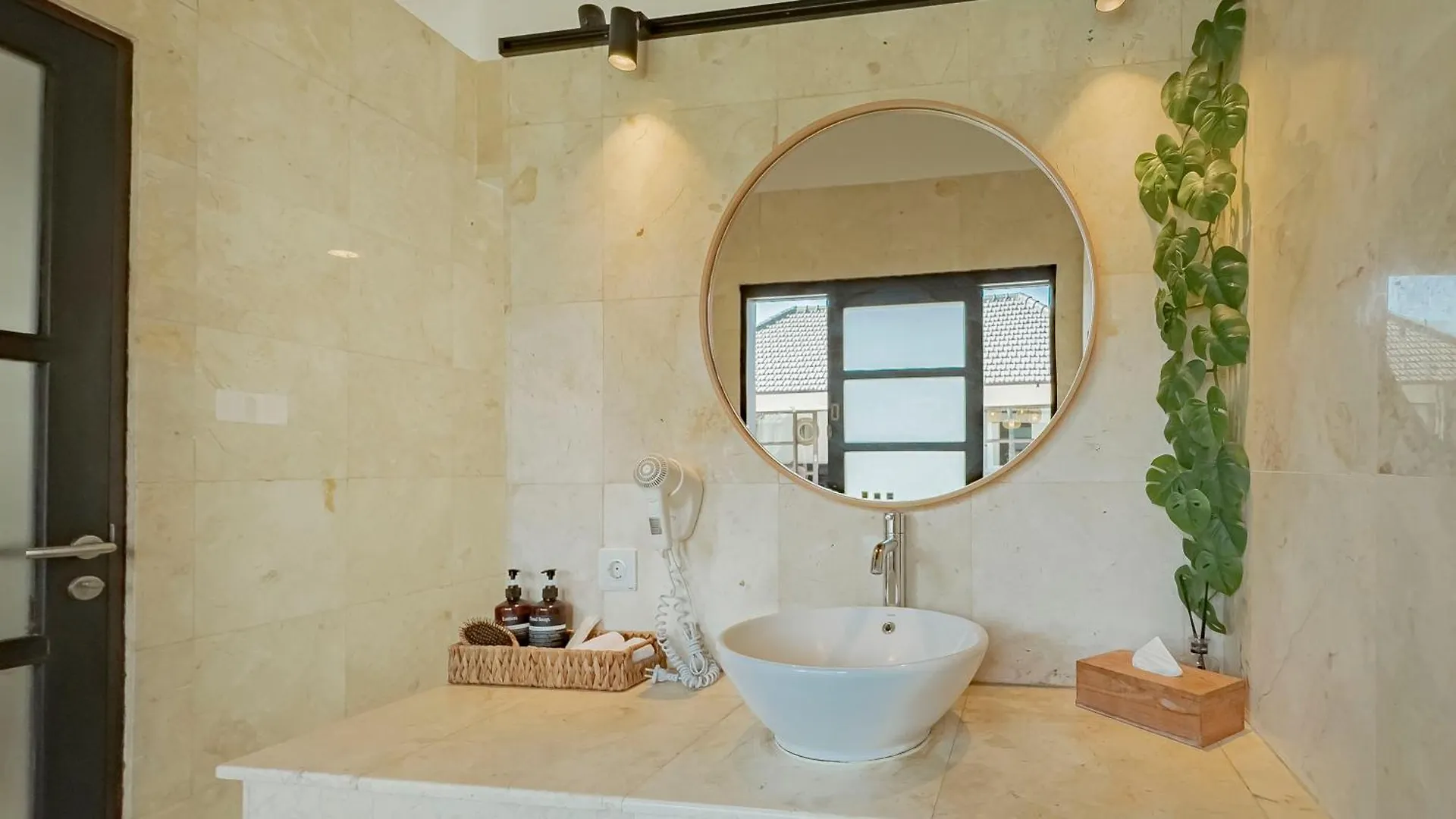 Villa Casavelo Bali Seminyak