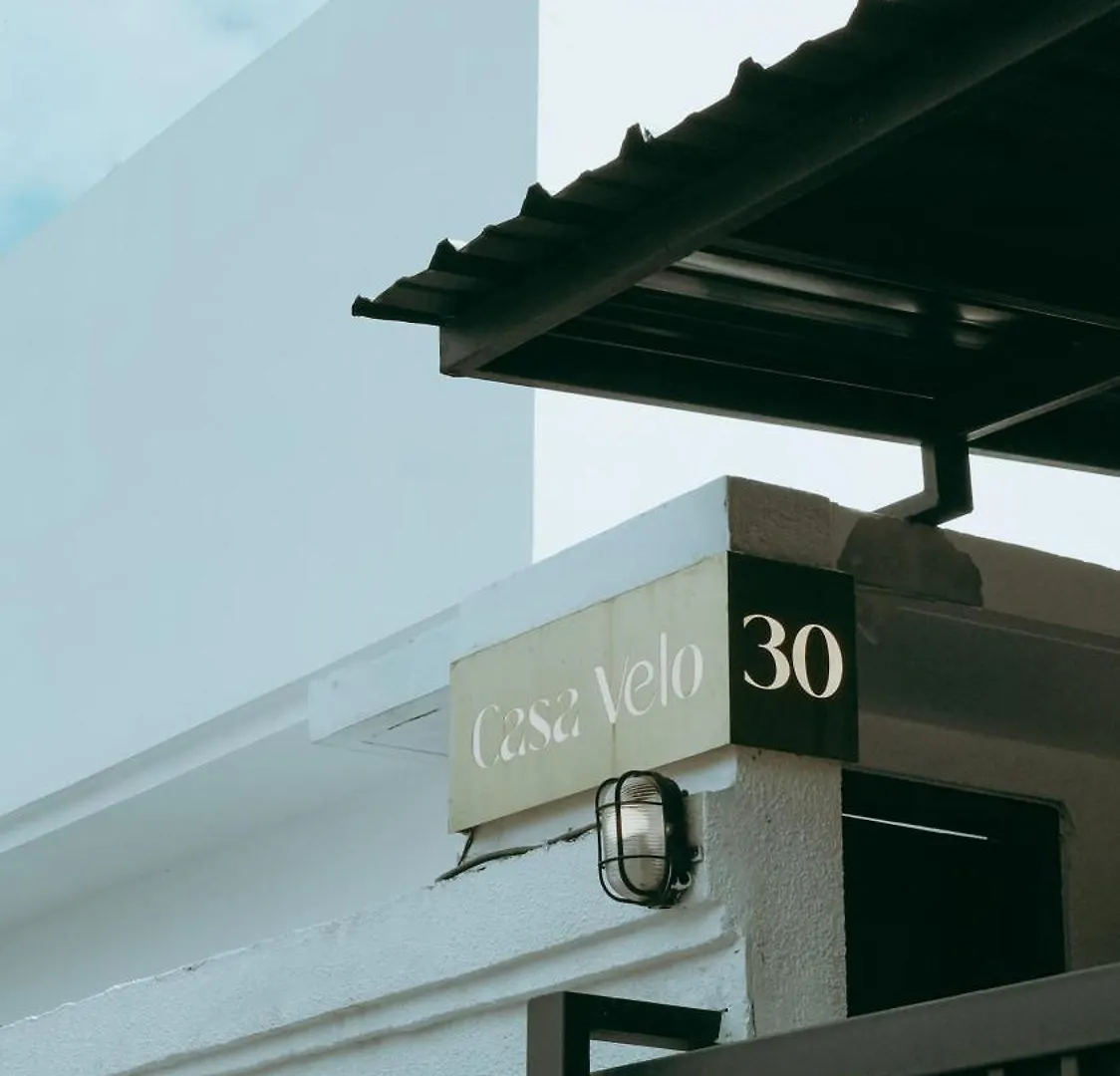 Villa Casavelo Bali سمينياك إندونيسيا