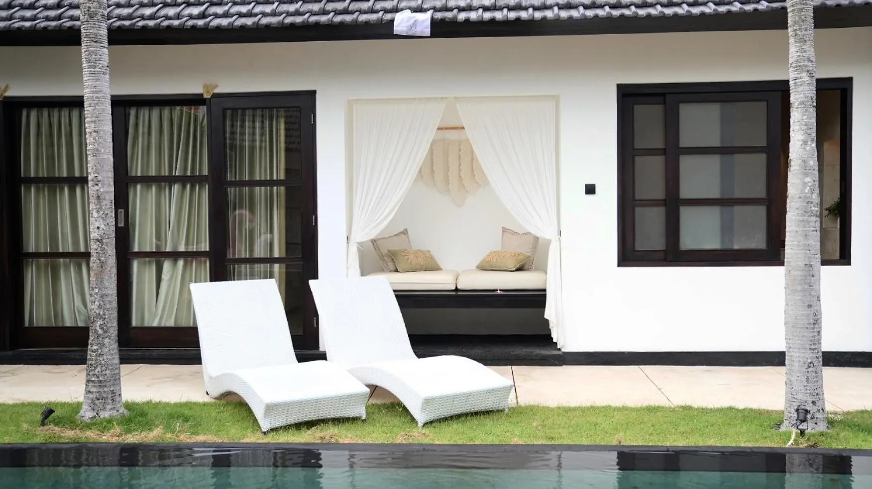 Villa Casavelo Bali سمينياك إندونيسيا